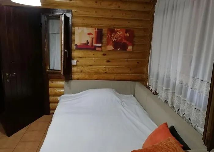 ξύλινο σπίτι στη βεροια Chalet