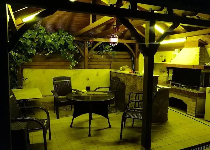 ξύλινο σπίτι στη βεροια Chalet